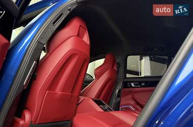 Фастбэк Porsche Panamera 2018 в 