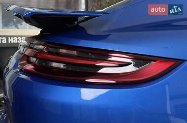 Фастбэк Porsche Panamera 2018 в 