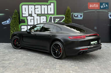 Фастбэк Porsche Panamera 2020 в 