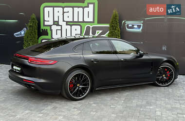 Фастбэк Porsche Panamera 2020 в 