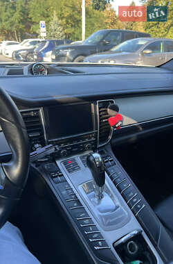 Фастбэк Porsche Panamera 2009 в 