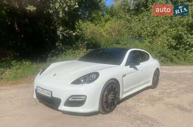 Фастбек Porsche Panamera 2012 в Києві
