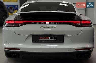 Фастбэк Porsche Panamera 2020 в 