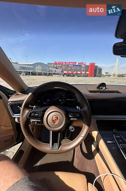 Фастбэк Porsche Panamera 2022 в 