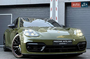 Фастбек Porsche Panamera 2021 в Києві