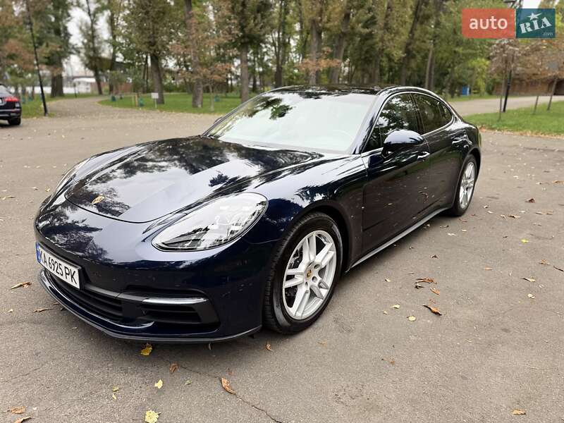 Porsche Panamera 2018