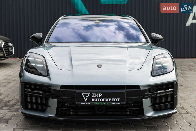 Фастбэк Porsche Panamera 2024 в Мукачево