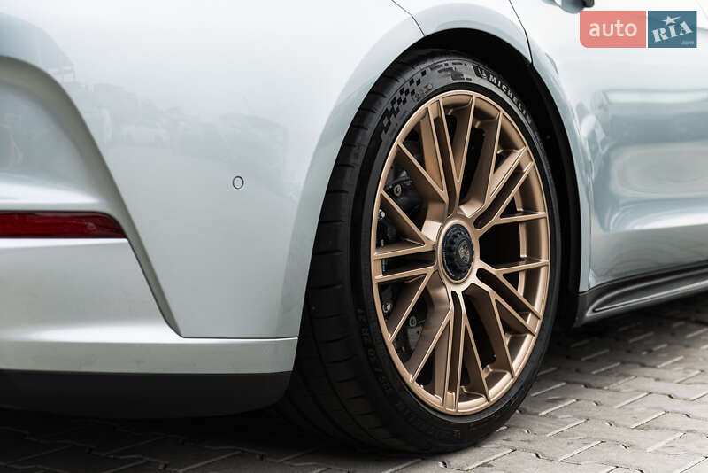 Фастбэк Porsche Panamera 2024 в Мукачево