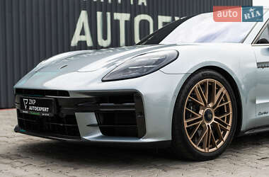 Фастбэк Porsche Panamera 2024 в 