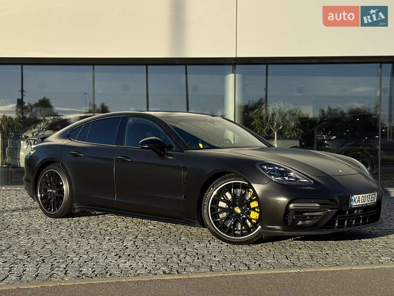 Фастбек Porsche Panamera 2017 в Києві фото 59 Фастбек Porsche Panamera 2017 в Києві