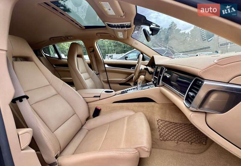 Фастбэк Porsche Panamera 2014 в Киеве фото 19 Фастбэк Porsche Panamera 2014 в Киеве