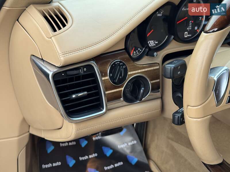 Фастбэк Porsche Panamera 2011 в Ровно