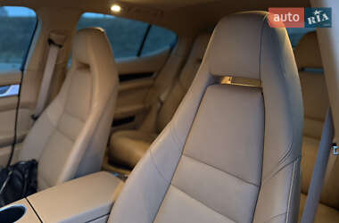 Фастбэк Porsche Panamera 2014 в 