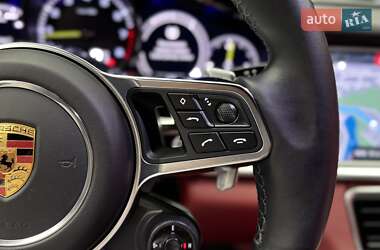 Фастбэк Porsche Panamera 2018 в 