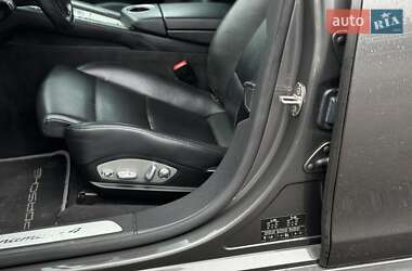 Фастбэк Porsche Panamera 2013 в 