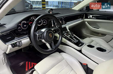 Фастбэк Porsche Panamera 2017 в 