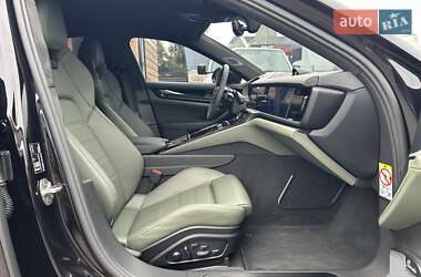 Фастбэк Porsche Panamera 2024 в 