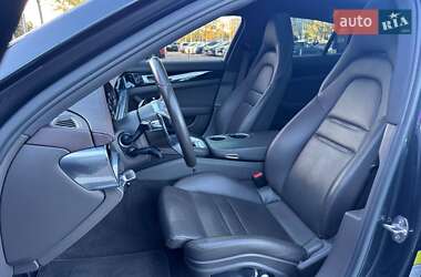 Фастбек Porsche Panamera 2018 в  фото 11 Фастбек Porsche Panamera 2018 в