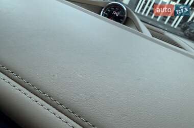 Фастбэк Porsche Panamera 2013 в 