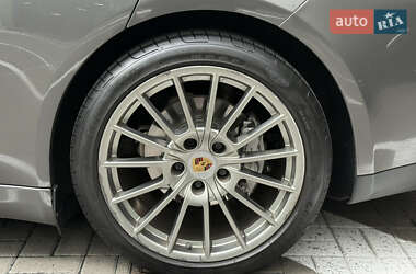 Фастбэк Porsche Panamera 2014 в 