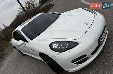 Фастбек Porsche Panamera 2010 в 