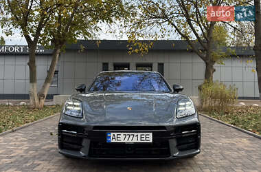 Фастбек Porsche Panamera 2025 в Кривому Розі