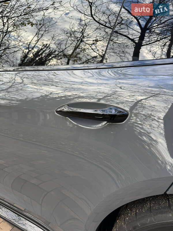 Фастбек Porsche Panamera 2025 в Кривому Розі фото 20 Фастбек Porsche Panamera 2025 в Кривому Розі