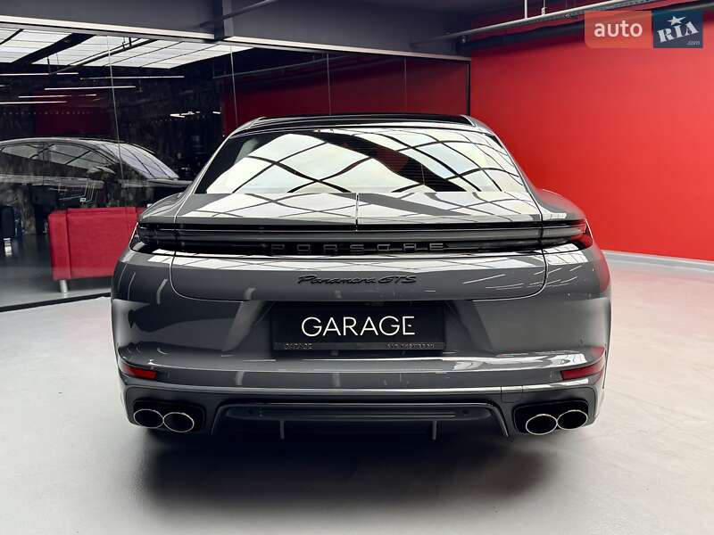 Фастбек Porsche Panamera 2025 в Києві