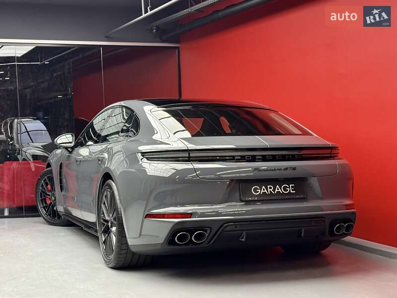 Фастбек Porsche Panamera 2025 в Києві