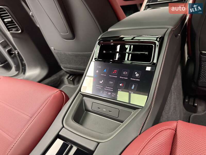 Фастбек Porsche Panamera 2025 в Києві