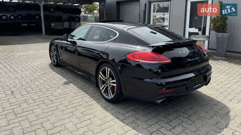 Фастбэк Porsche Panamera 2011 в Киеве фото 4 Фастбэк Porsche Panamera 2011 в Киеве