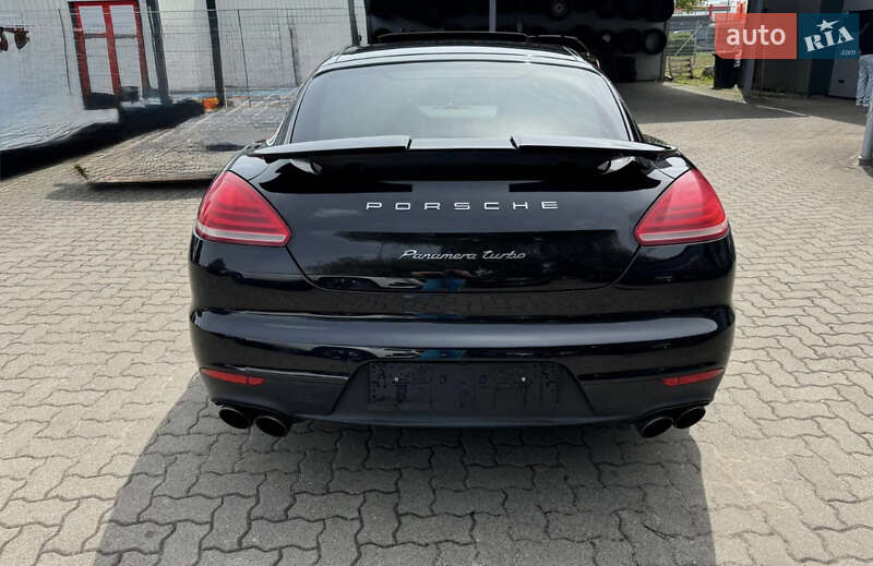 Фастбэк Porsche Panamera 2011 в Киеве фото 5 Фастбэк Porsche Panamera 2011 в Киеве