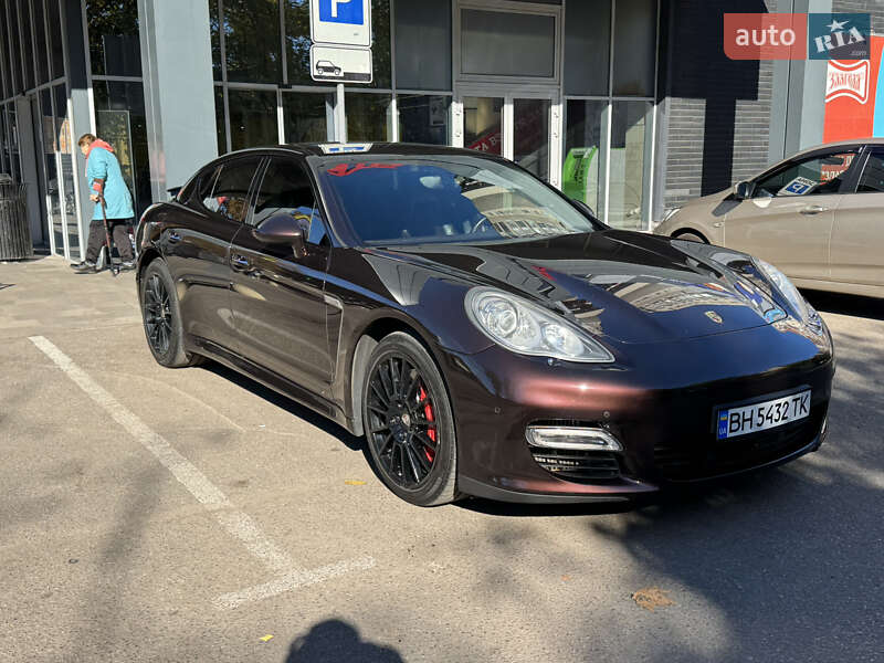 Porsche Panamera 2011 Porsche Panamera 2011