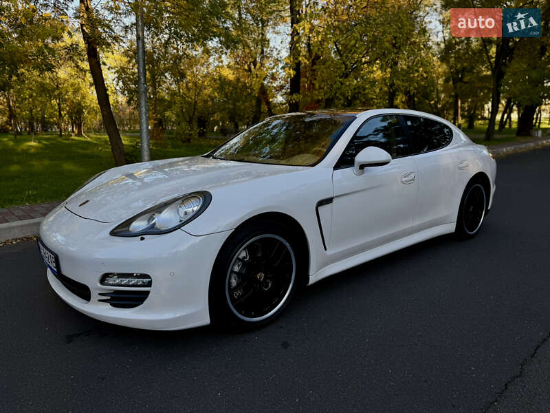 Фастбек Porsche Panamera 2012 в Одесі фото 4 Фастбек Porsche Panamera 2012 в Одесі