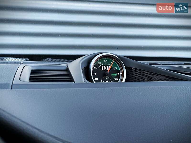 Фастбек Porsche Panamera 2015 в Києві фото 34 Фастбек Porsche Panamera 2015 в Києві