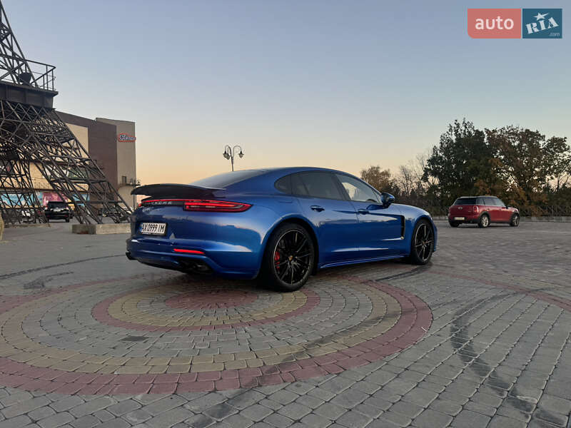 Фастбек Porsche Panamera 2017 в Києві фото 3 Фастбек Porsche Panamera 2017 в Києві