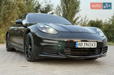 Фастбэк Porsche Panamera 2014 в Киеве