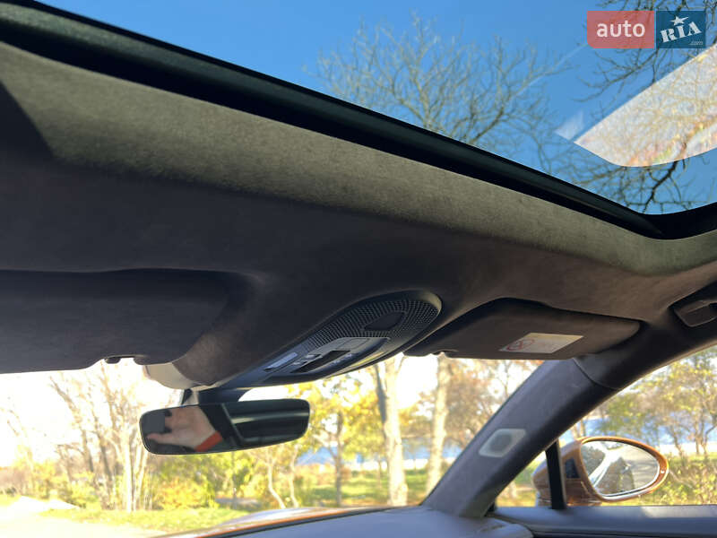 Фастбек Porsche Panamera 2024 в Києві