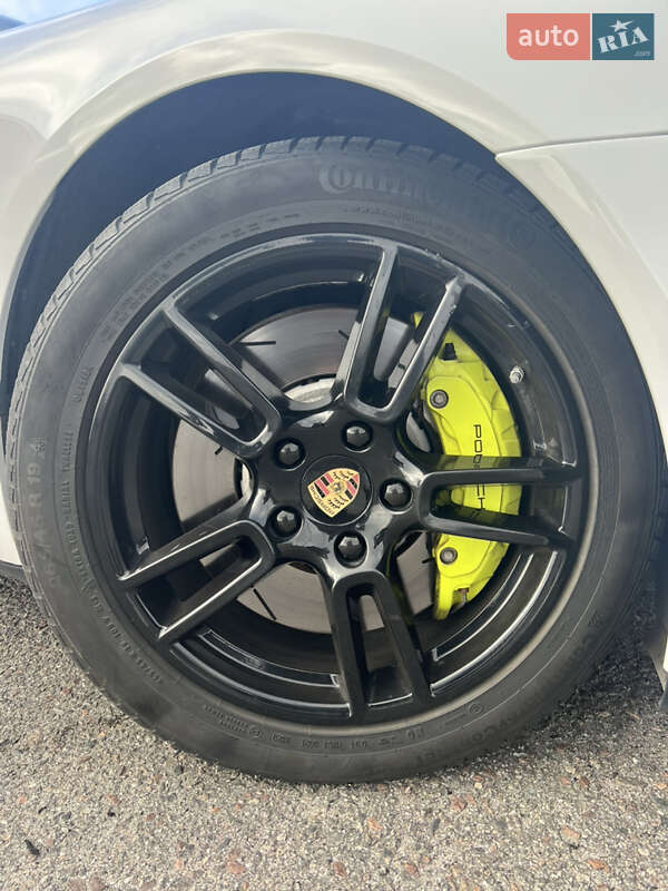 Фастбек Porsche Panamera 2017 в Львові