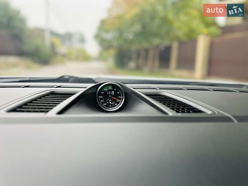 Фастбек Porsche Panamera 2012 в Києві фото 26 Фастбек Porsche Panamera 2012 в Києві