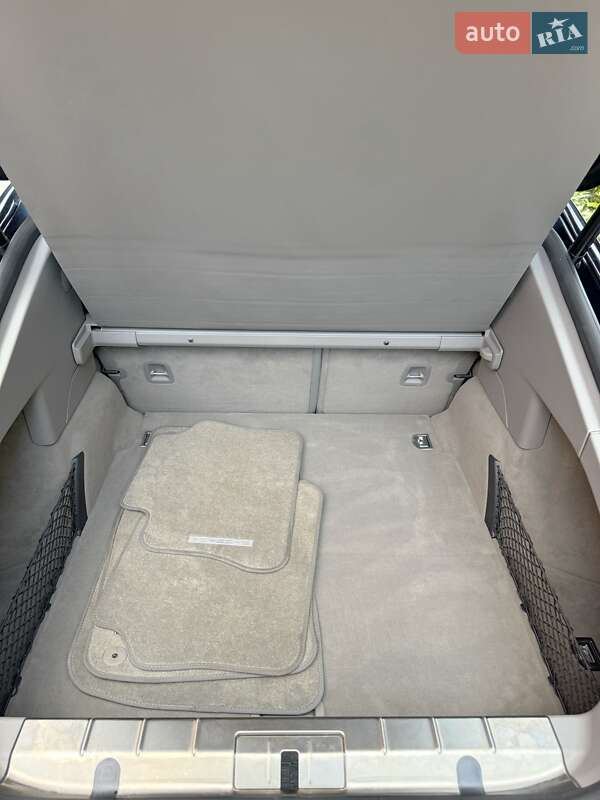 Фастбек Porsche Panamera 2010 в Львові