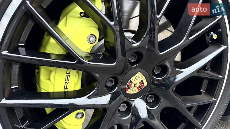 Фастбек Porsche Panamera 2017 в Києві фото 20 Фастбек Porsche Panamera 2017 в Києві