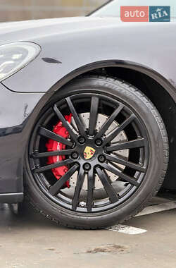 Фастбек Porsche Panamera 2016 в Києві