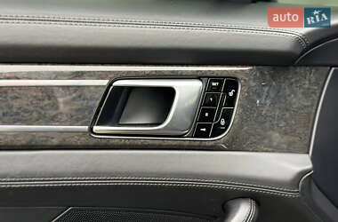 Фастбек Porsche Panamera 2016 в Києві