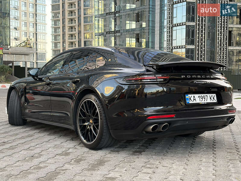 Фастбэк Porsche Panamera 2018 в Киеве фото 2 Фастбэк Porsche Panamera 2018 в Киеве