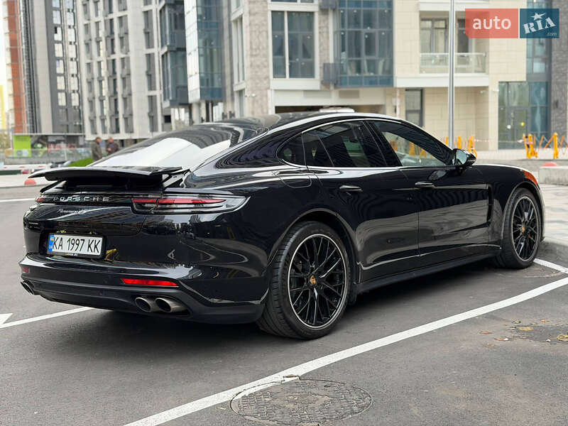 Фастбэк Porsche Panamera 2018 в Киеве фото 16 Фастбэк Porsche Panamera 2018 в Киеве