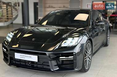 Фастбек Porsche Panamera 2024 в Ужгороді