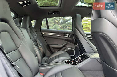 Фастбэк Porsche Panamera 2022 в Одессе