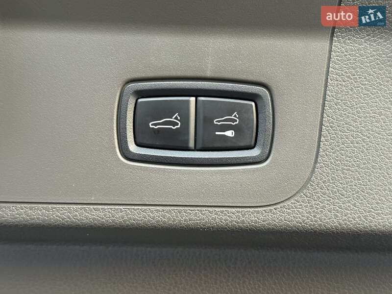 Фастбек Porsche Panamera 2018 в Києві