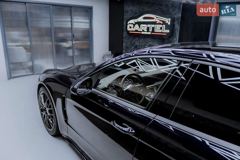 Фастбек Porsche Panamera 2020 в Дніпрі фото 8 Фастбек Porsche Panamera 2020 в Дніпрі